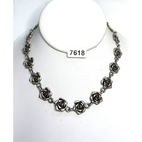 Express Silver Rose Link Necklace Vintage-Inspired Elegant Floral Design For Wom - Picture 1 of 12